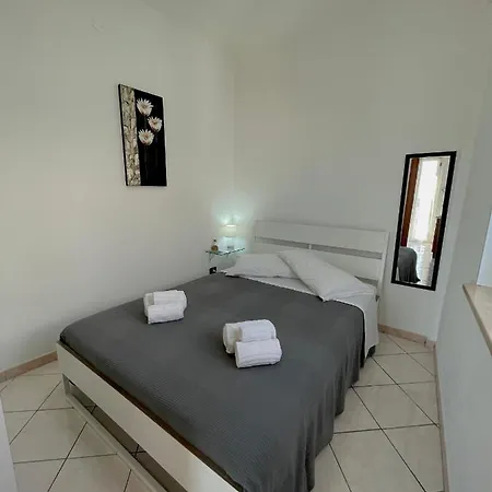 Le Castella Apartman Le Castella